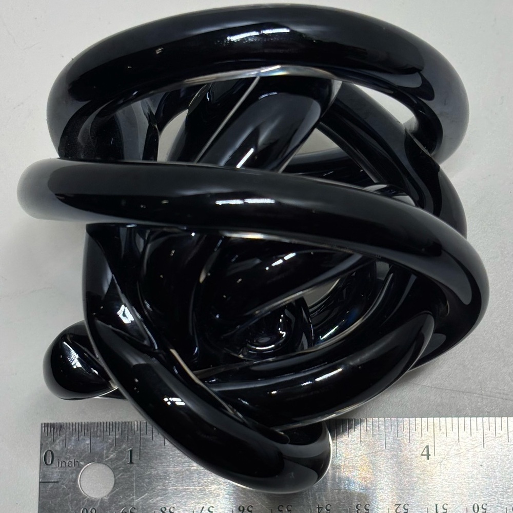 Beautiful dark chrome glass art infinity knot - Picture 8 of 9
